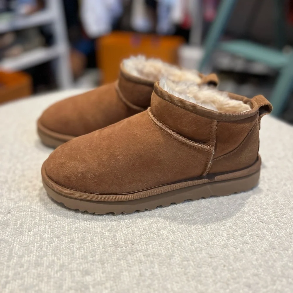 UGG Classic Ultra Mini Boot in Chestnut sz 6 - Picture 4 of 6